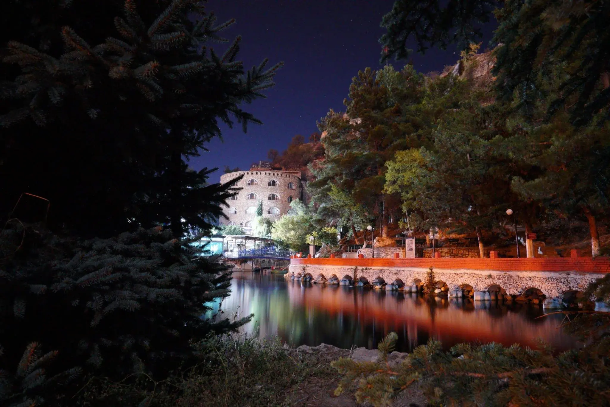 What Are the Thermal Springs in Afyon? image